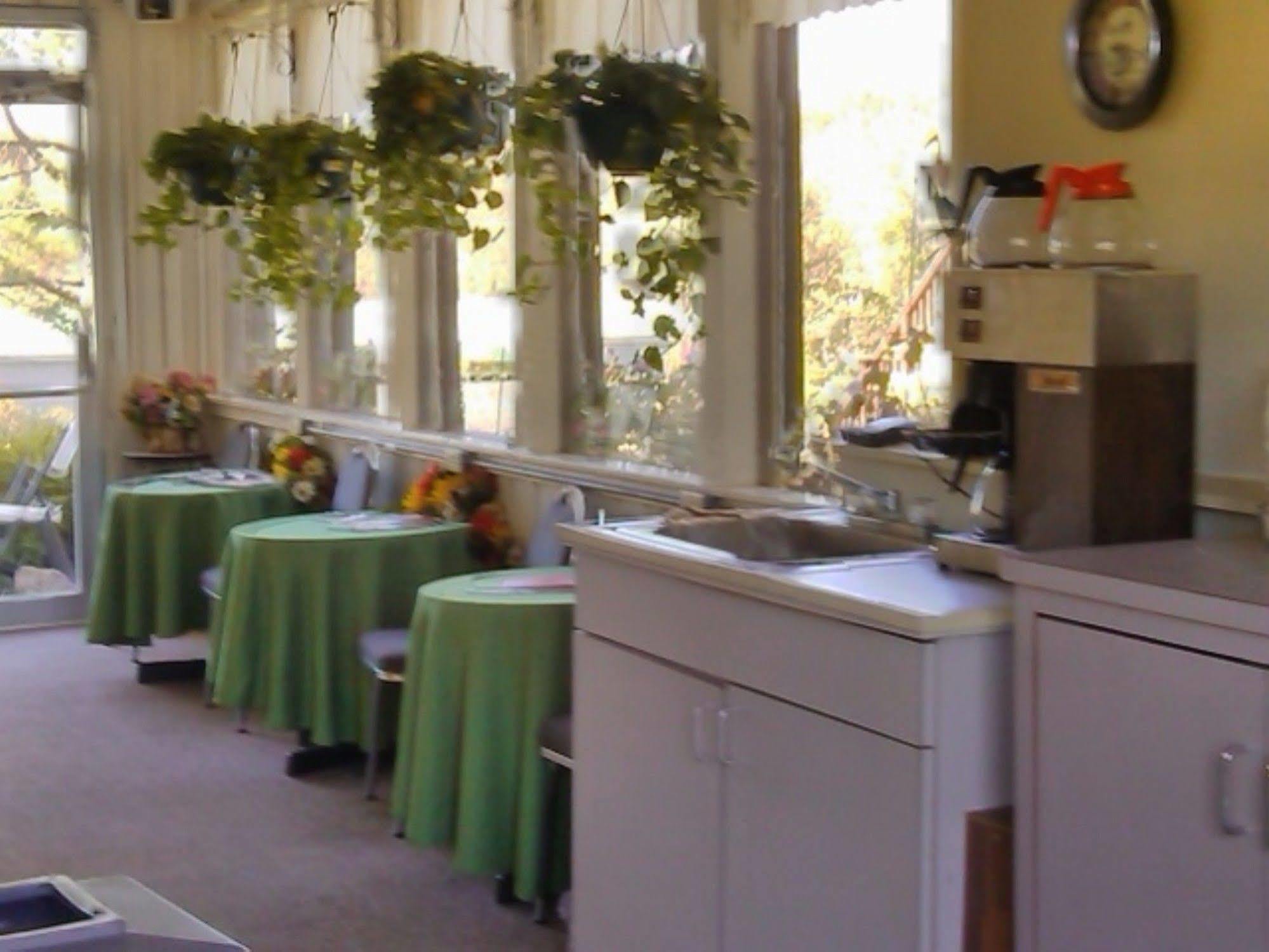 Ken Bar Lodge Gilbertsville Extérieur photo